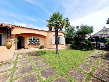 VILLA BIFAMILIARE