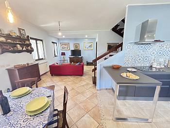 VILLA BIFAMILIARE